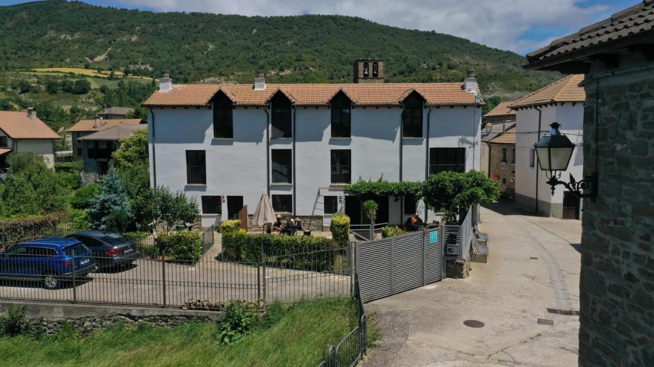 Casas Pirineos Apartment ซาบิญานิโก ภายนอก รูปภาพ