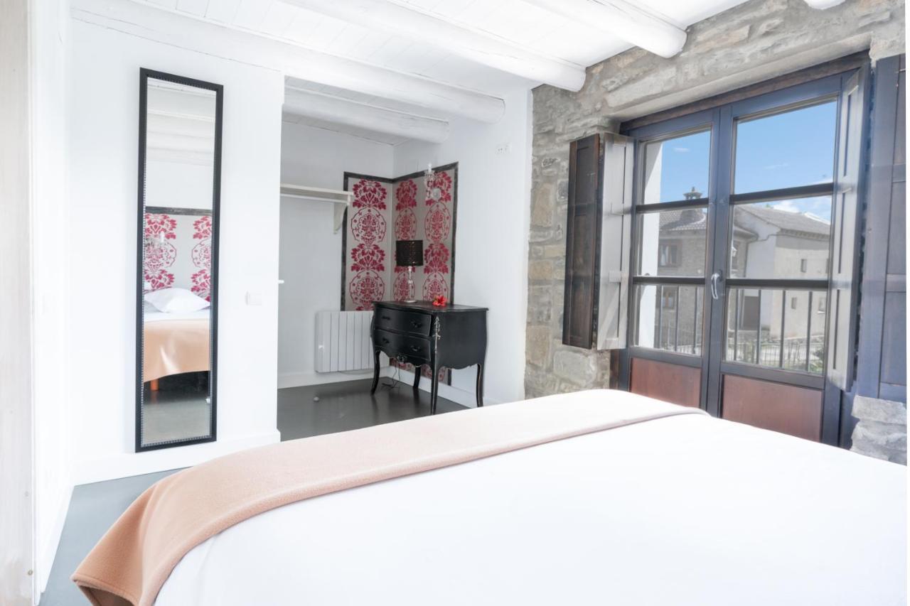 Casas Pirineos Apartment ซาบิญานิโก ภายนอก รูปภาพ