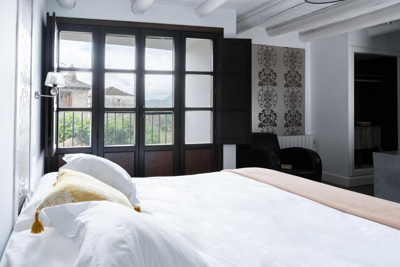 Casas Pirineos Apartment ซาบิญานิโก ภายนอก รูปภาพ